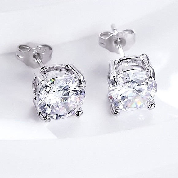 🔵𝟲𝟱%𝗢𝗙𝗙 𝗯𝘂𝗻𝗱𝗹𝗲𝘀 𝟯+🔵 NEW CZ Round Stud Earrings - Picture 5 of 14